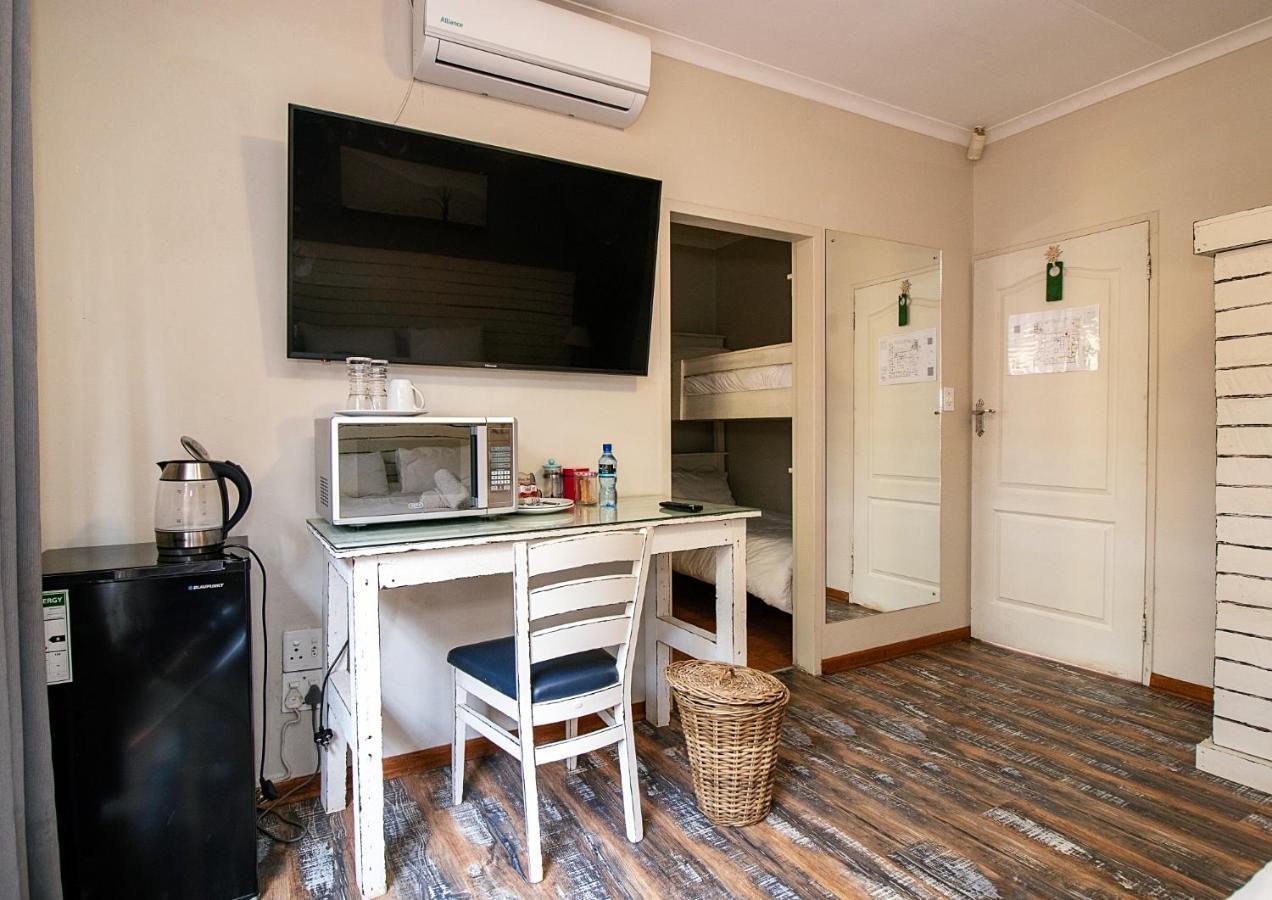 The Doors Inn Mokopane Exterior photo